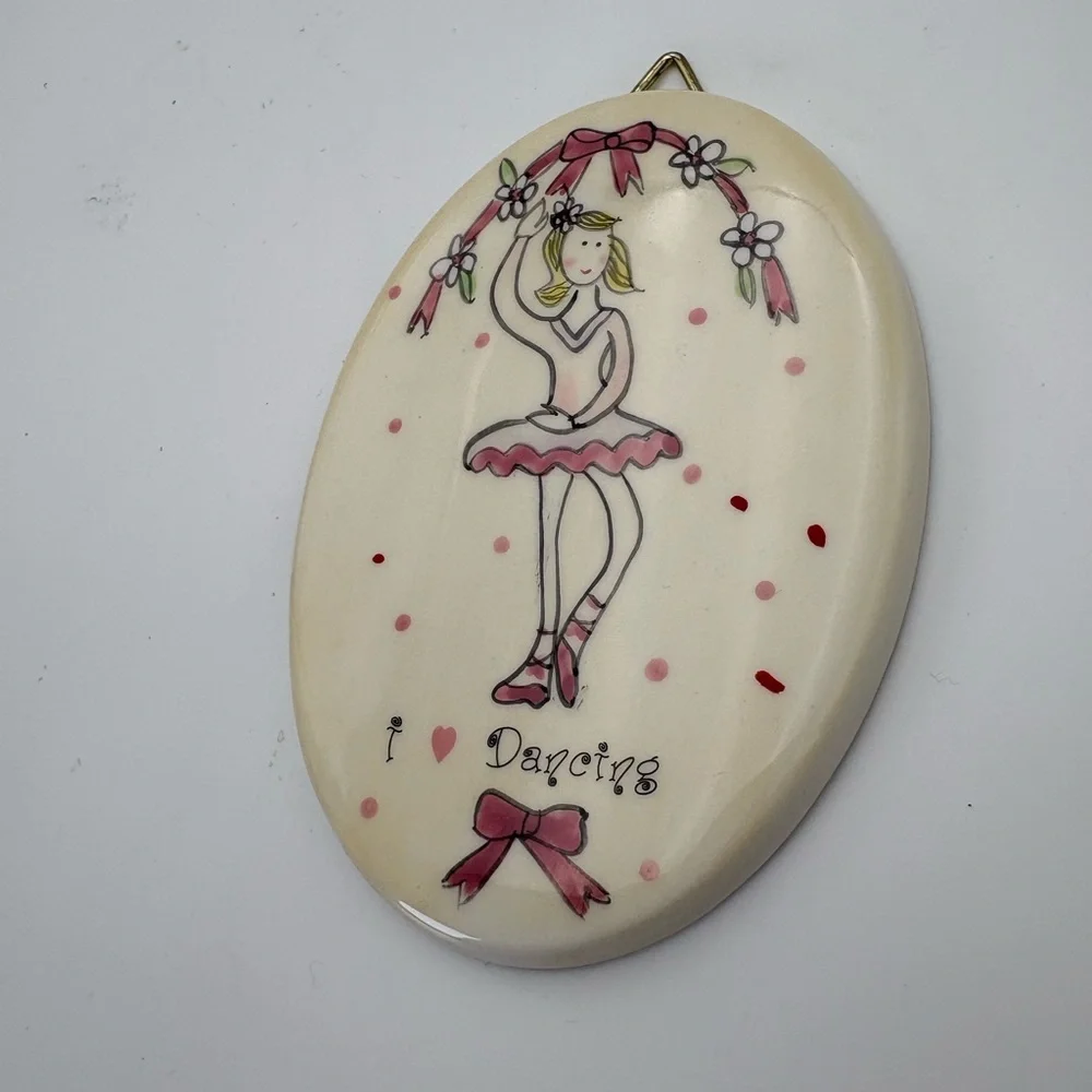 N/A charming vintage